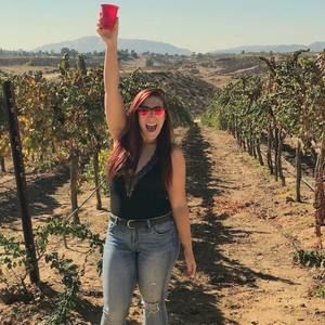 Meet your Posher, Julia